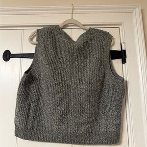 Gray Knit Sleeveless Sweater Vest